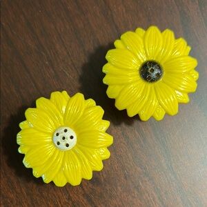 JAYDON INC Yellow Daisy Salt & Pepper Shakers 1950’s Vintage